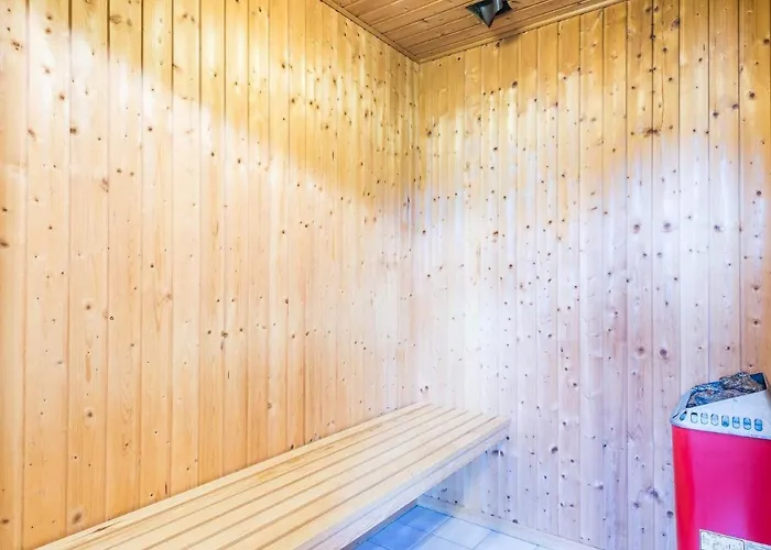 Serene Retreat In Henne By-by Traum *
